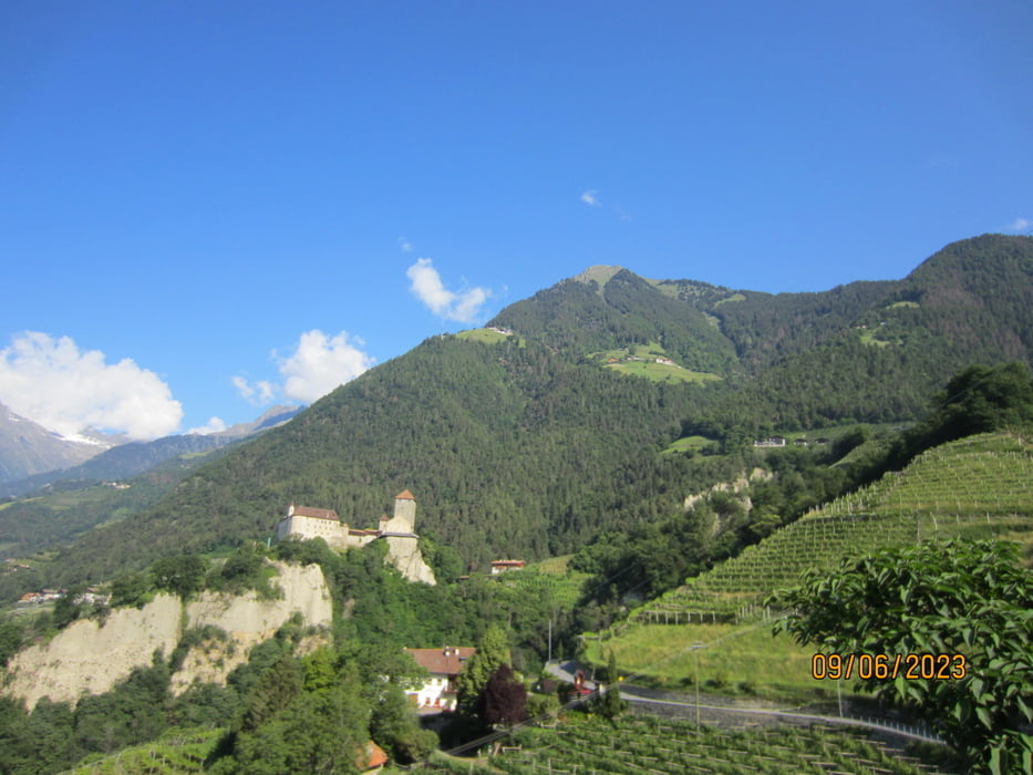 Von Marling/Meran zu den Muthöfen(Dorf Tirol).