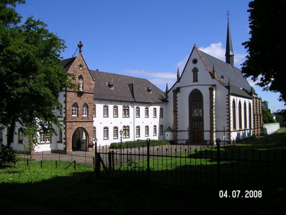 an Rur, Staubecken Heimbach und Abtei Maria Wald.
