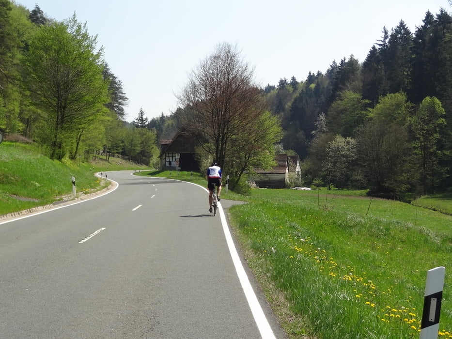 Fränkische Schweiz: Kirschblütentour
