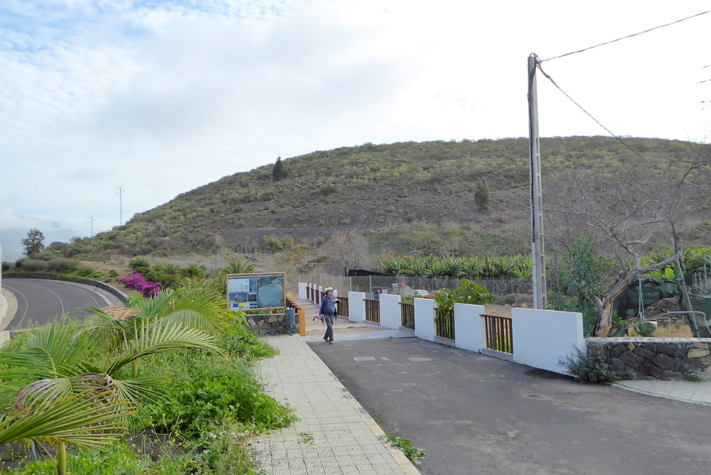 Kanareninsel La Palma: Mirador Astronomico Montana de las Rosas in  Los Llanos