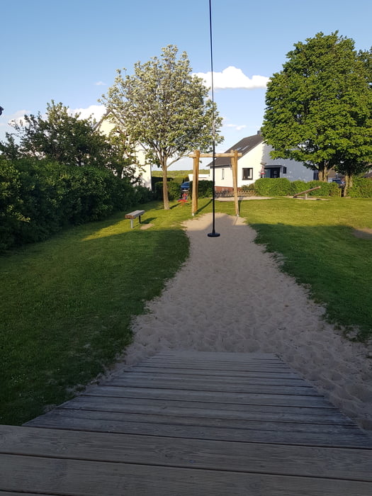Lehre, Kinderspielplatz Eitelbrotstraße mit Seilrutsche