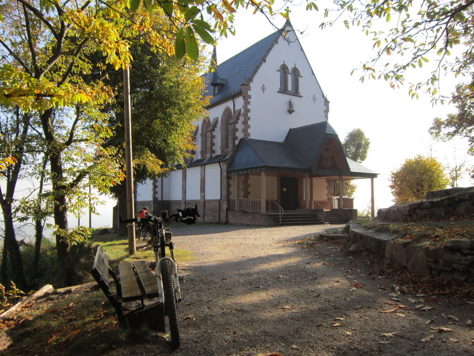 Edenkoben-Burrweiler-St.Anna Kapelle-Wetterkreuz-3 Buchen-Fh Heldenstein-Edenkoben