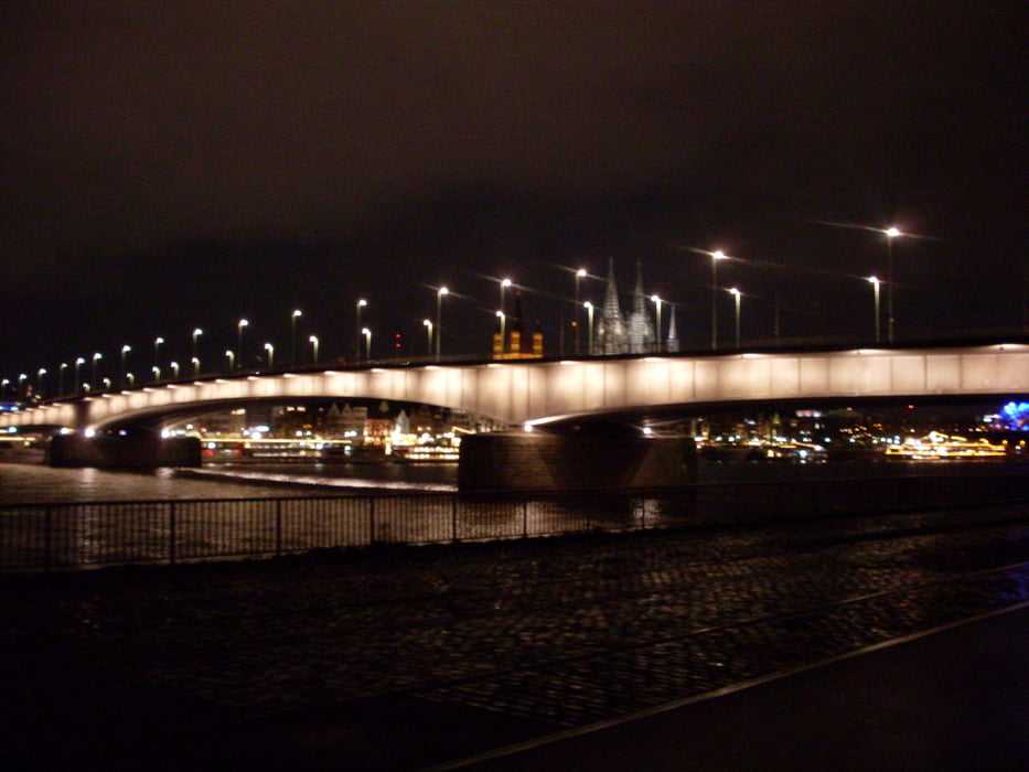 Nachtwanderung Köln Rundgang Severinsbrücke bis Hohenzollernbrücke von de-tek