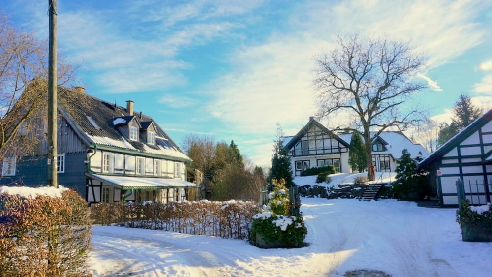 Auf dem A3 um Biesfeld