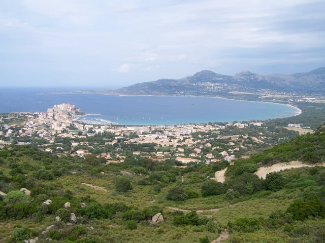 Hausrunde Calvi/Korsika
