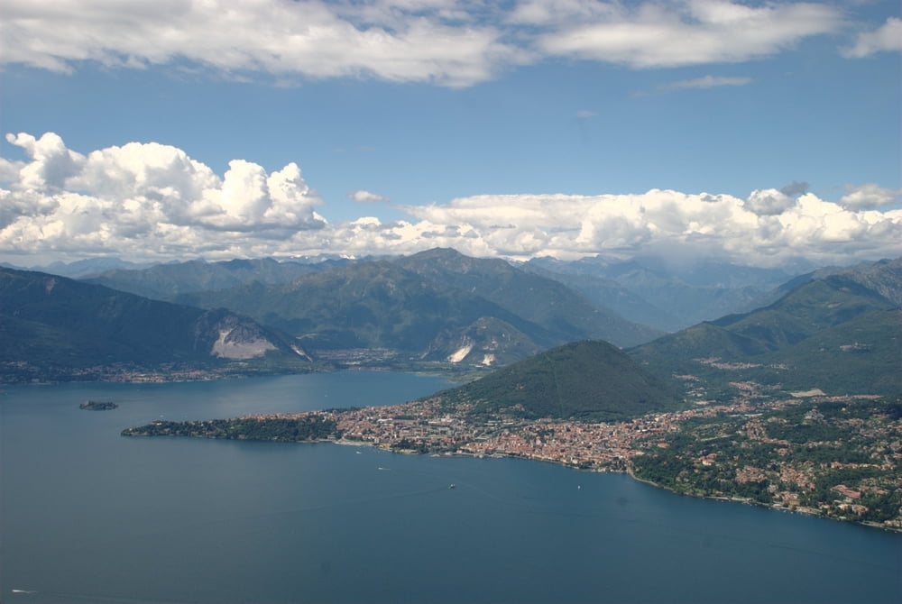 Panoramaweg über dem Lago Maggiore