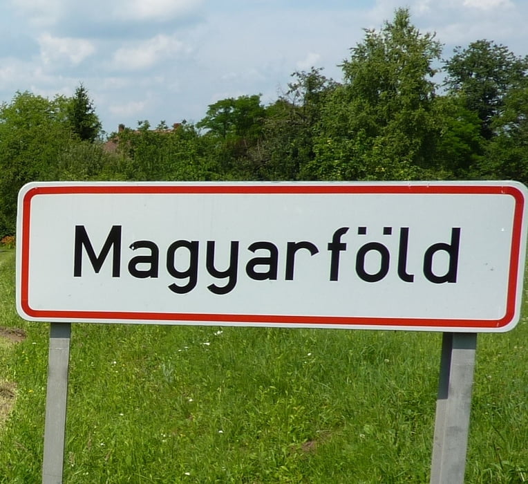 Magyarföld