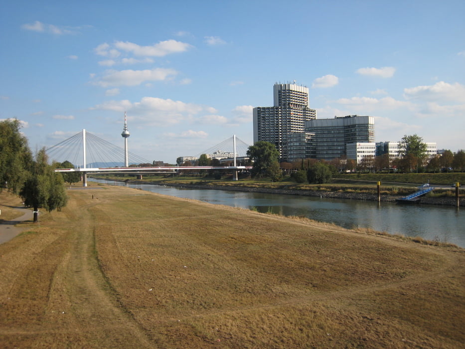 Rundfahrt:Mannheim-Heddesheim-Ladenburg