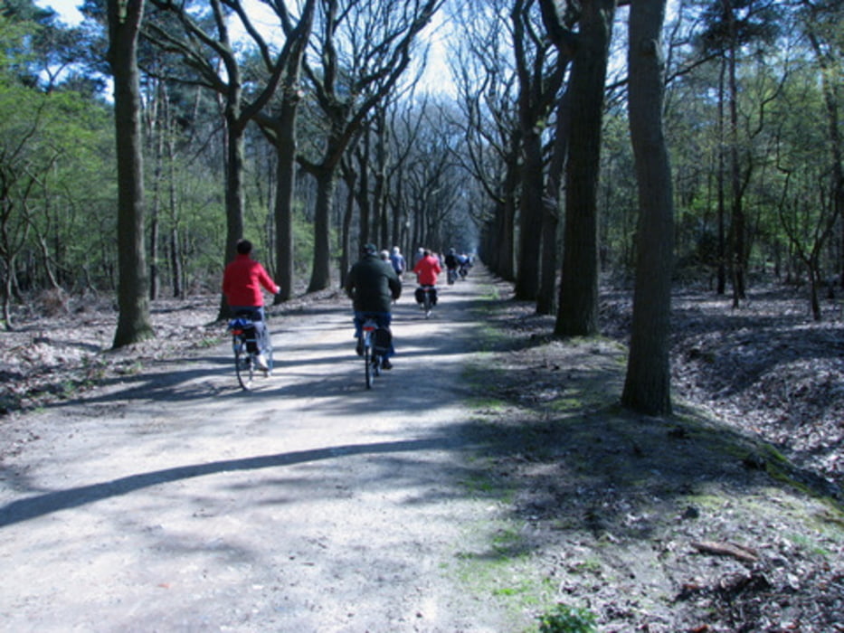 Rondom de Enclave met de Wase Fietsers