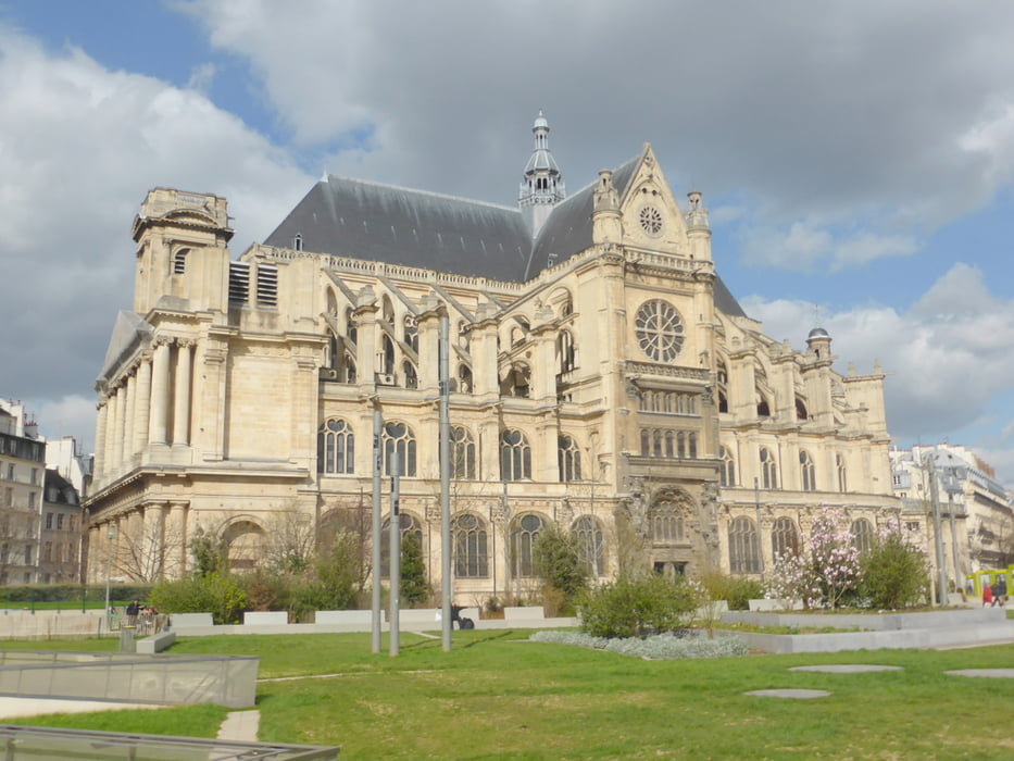 Paris:Saint Eustache-Jardin des Plantes-Viaduc des Arts-Parc de Vincennes