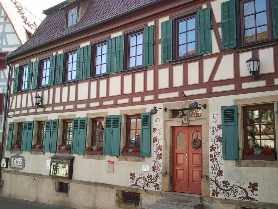 Goldstadttour: Der Oberderdinger Amthof, der Kraichsee, das Derdinger Horn und der Kraichgau-Strauß