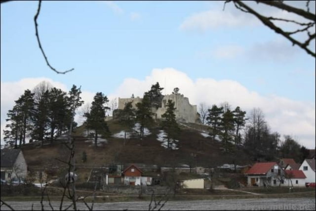 Zur Ruine Lichtenegg (Mittelfranken, Hersbruck)