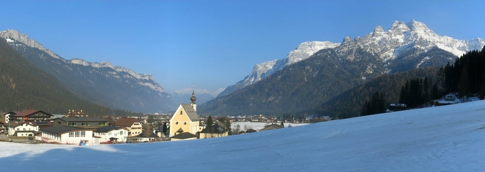 Wandern Tirol: Waidring, sonnige Schneeschuhwanderung