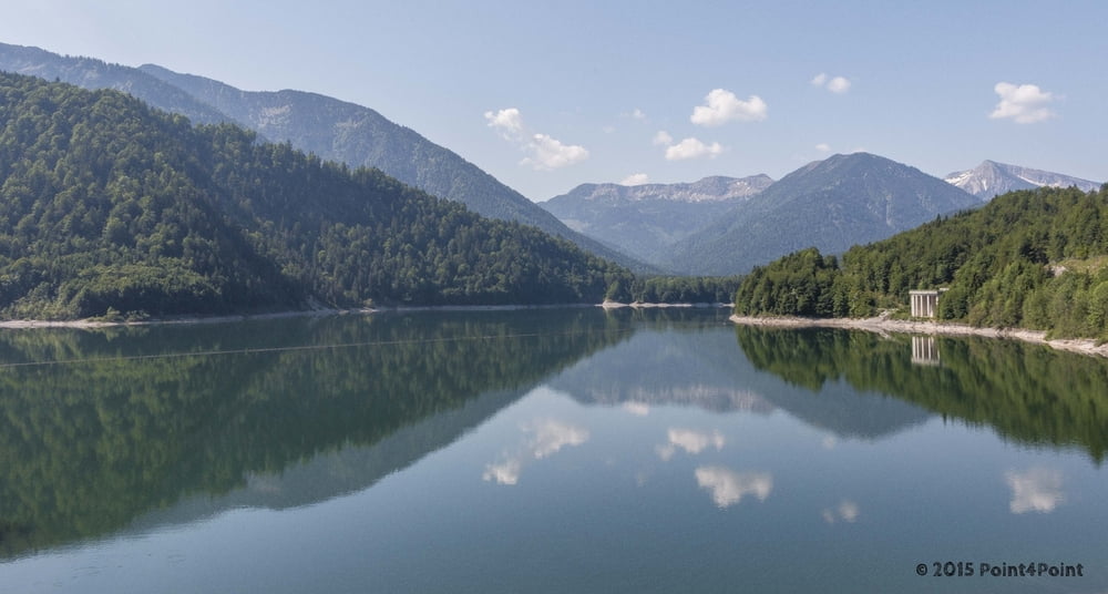 Bayerische Voralpen: Jausenstation Aquila u. kleiner Stausee