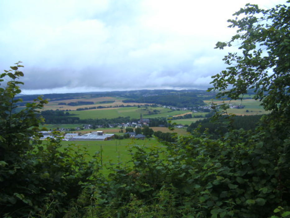 Mühlsteinhöhle über Bolsdorf