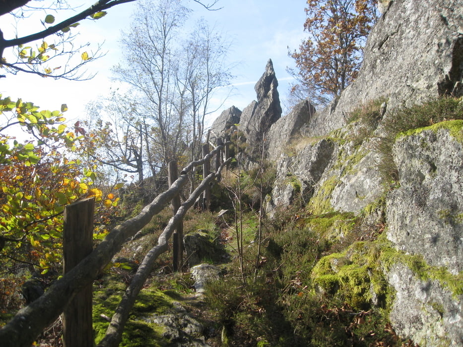 RW-Veldenz-Klaramühle-Burgen-Pfarreienweg