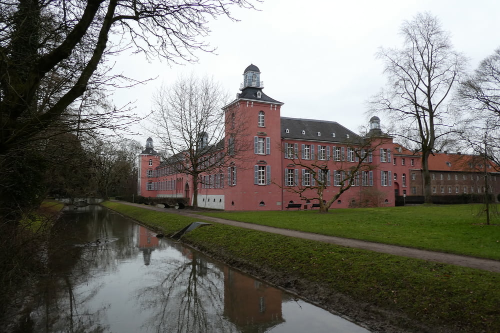 Von Kaiserswerth nach Angermund