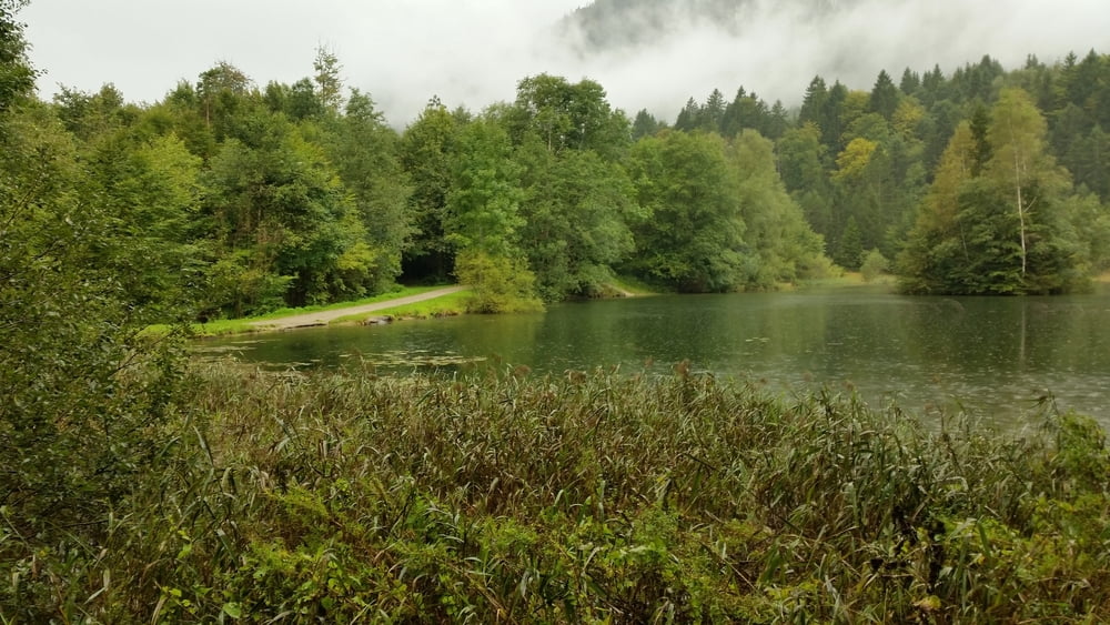 Zugspitzland: Berge in Wolken, Schmölzer- und Pflegersee nicht