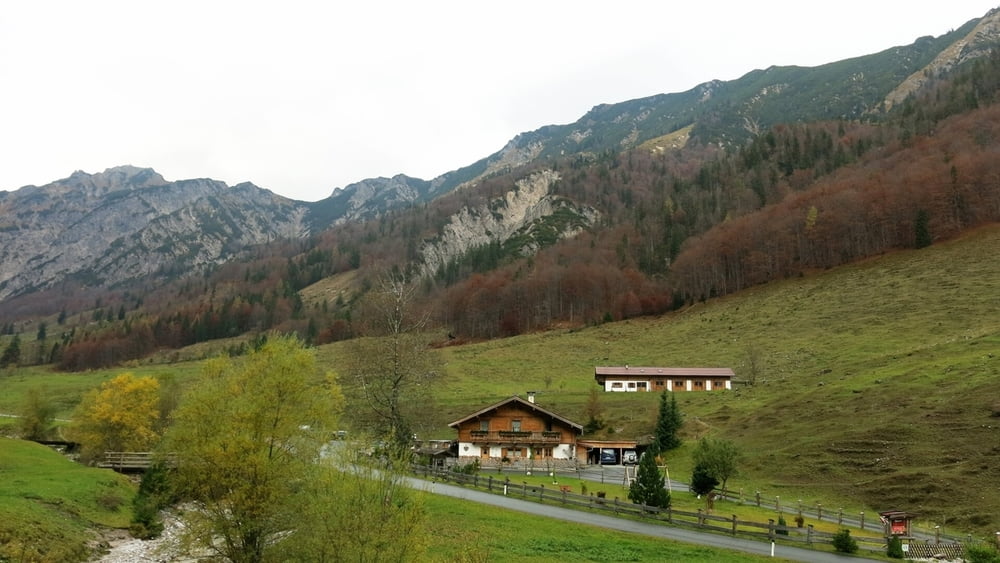 Wandern Tirol: Kaiserbachtal bei St. Johann