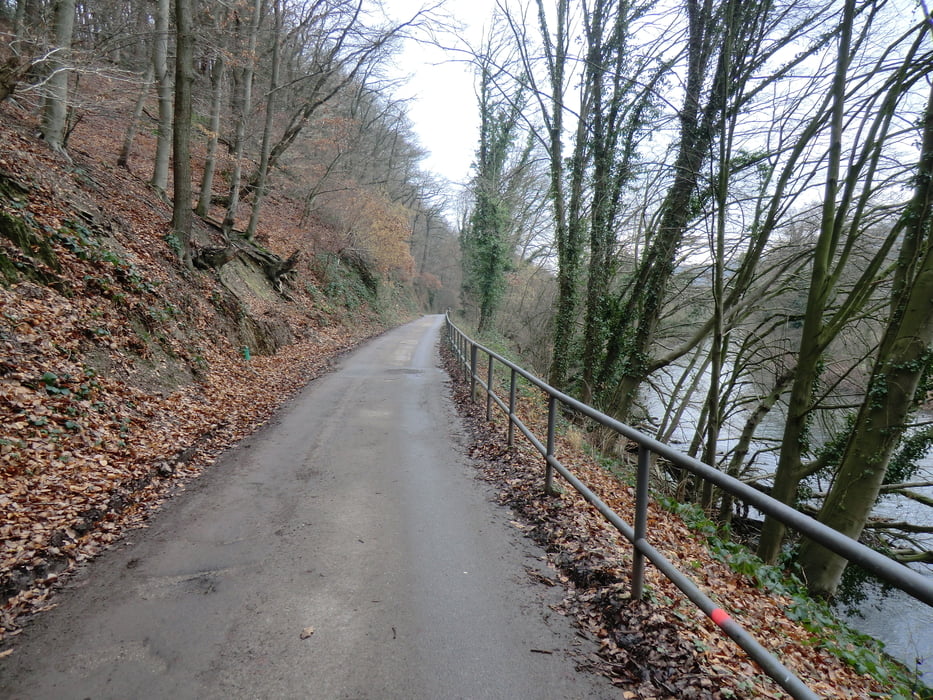 An der Wupper entlang