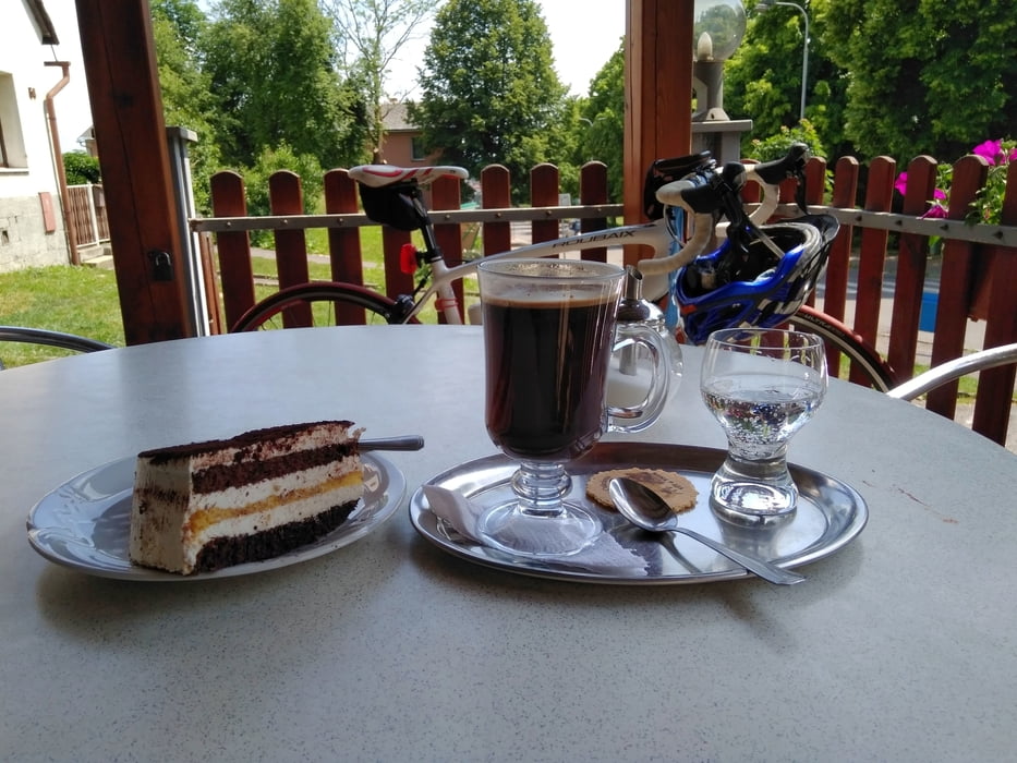 Hradec Král. -cyklo 2 Labská -Jaroměř -Dvůr Králové -KupKolo a zpět
