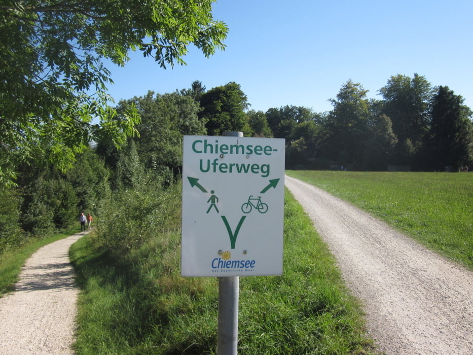 Chiemsee-Ufer-Weg
