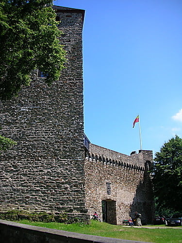 Burg und Tälerrunde
