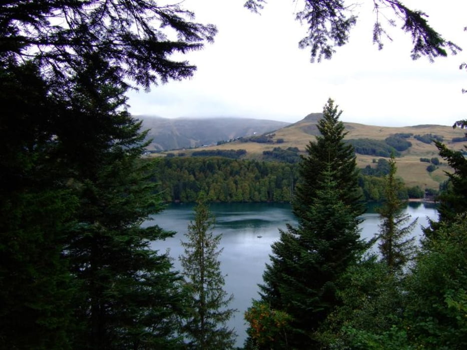 109. See Lac Pavin, Puy de Montchal, Höhle Creux de Souxy, See Lac de Montcineyre, Aussichtspunkt Estive Bessard
