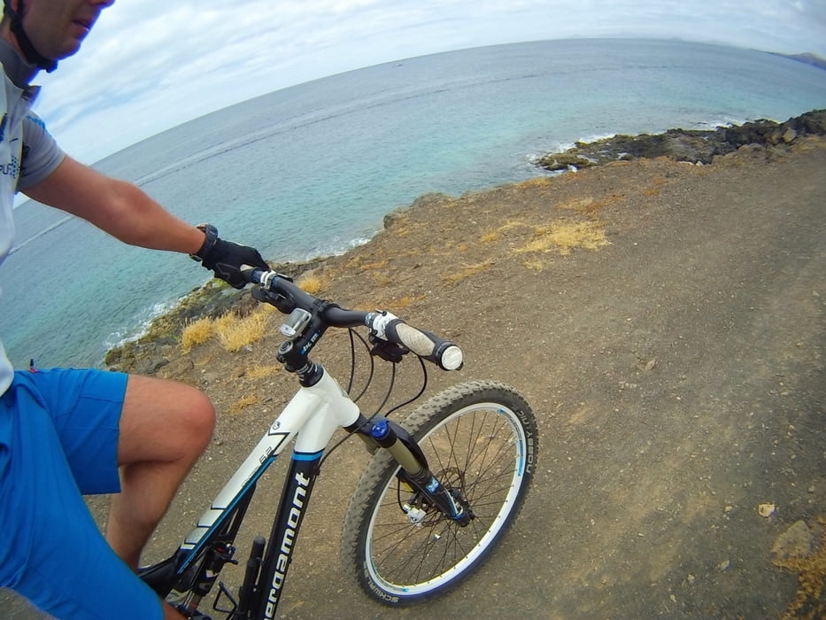 MTB an der Küste Puerto del Carmen