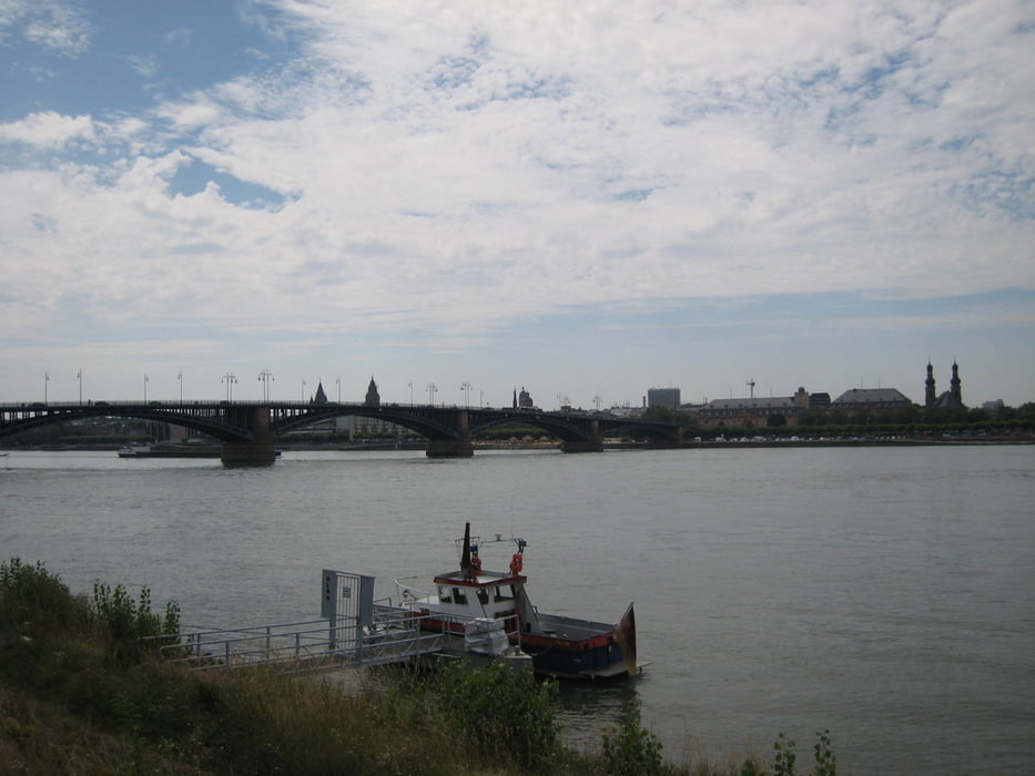 Sommer 09: Main-Franken-Flüsse-Weg 01