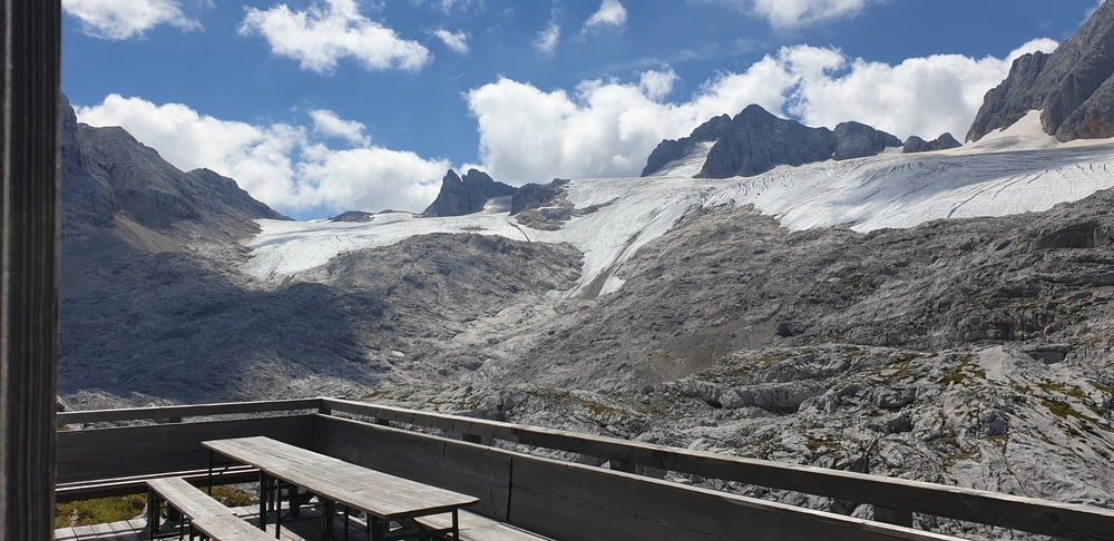 Simonyhütte über Trägerweg