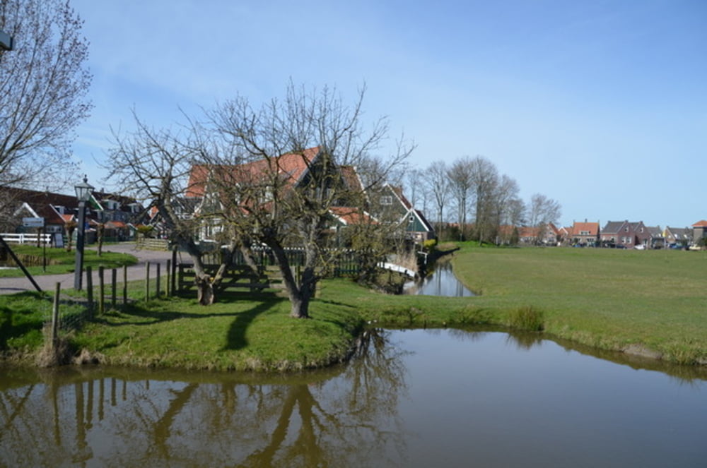 Marken