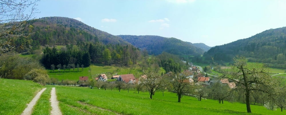Wandern Franken: Frühlinhsbeginn bei Schweinthal/ Egloffstein
