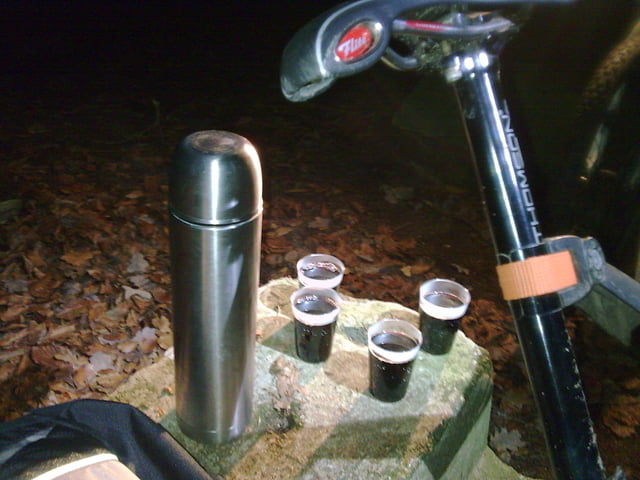 1. Hamburger Dunkeltour mit Glühwein auf dem Gipfel