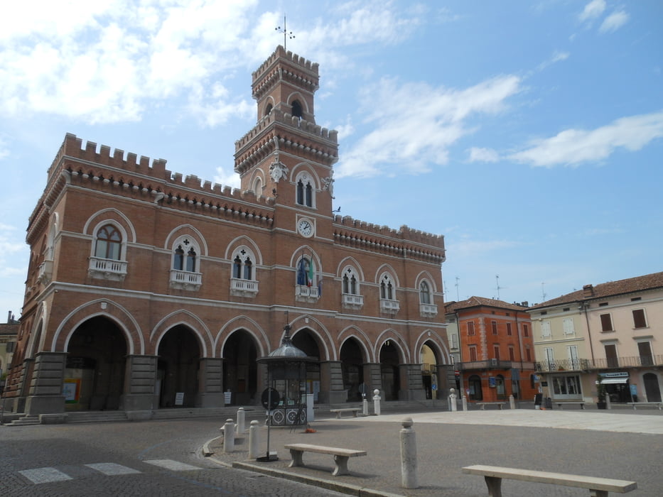 5 Via Postumia Sabbioneta / Cremona 