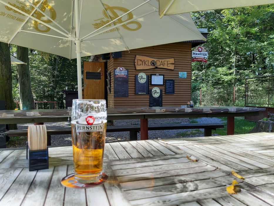 Hradec Král. -Borek -Vysoké Chvojno -park Orlice -Černá stráň