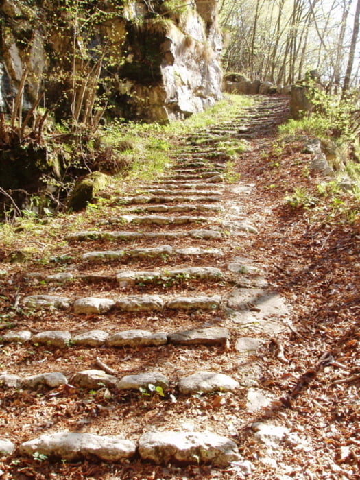 Calà del Sasso -(mondial record stairway ascent ! ) 