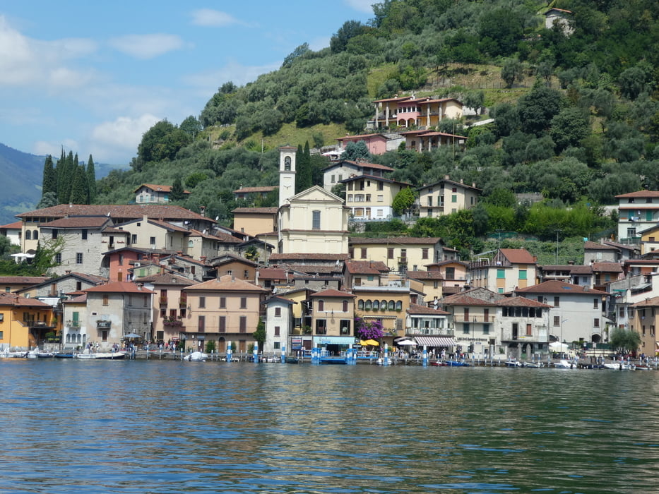 Monte Isola Santurio Madonna Della Ceriola