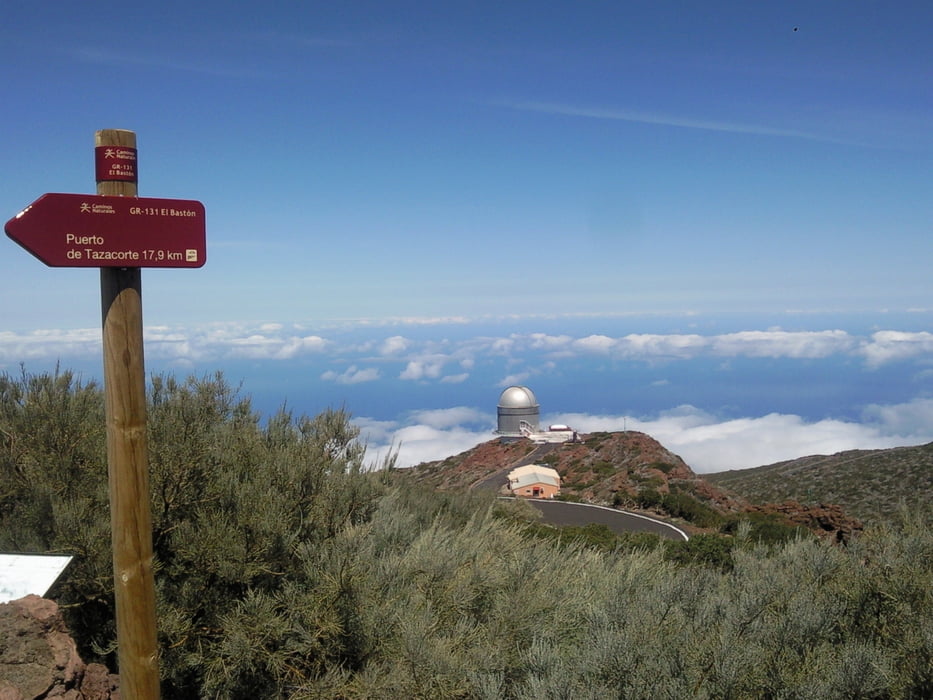 Wanderung mit Kindern bei den Observatorien am Pico Fuente Nueva