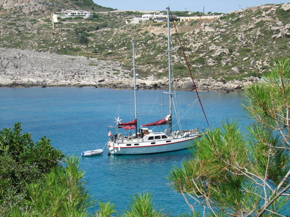 Panoramen um die Ladiko- und Anthony-Quinn-Bucht