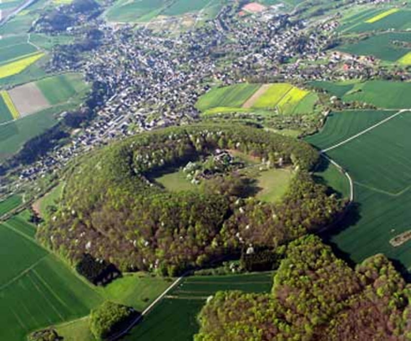 Dedenbach-Bausenberg-LaacherSee-Dedenbach