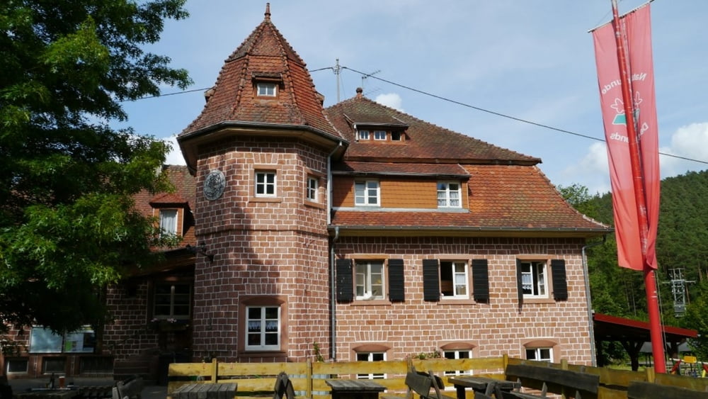 Pfälzer Rundwanderung mit Einkehr - Naturfreundehaus Elmstein