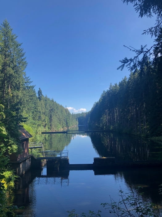 Georgenthal: Apfelstädtquelle und Bergsee Ebertswiese