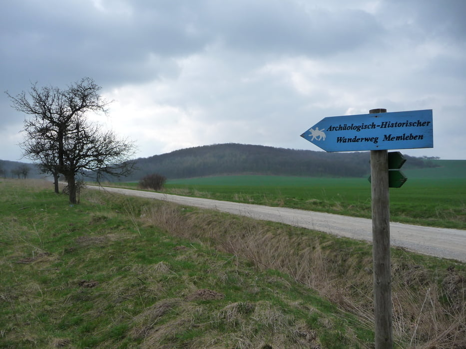 Archäologisch-historischer Wanderweg Memleben
