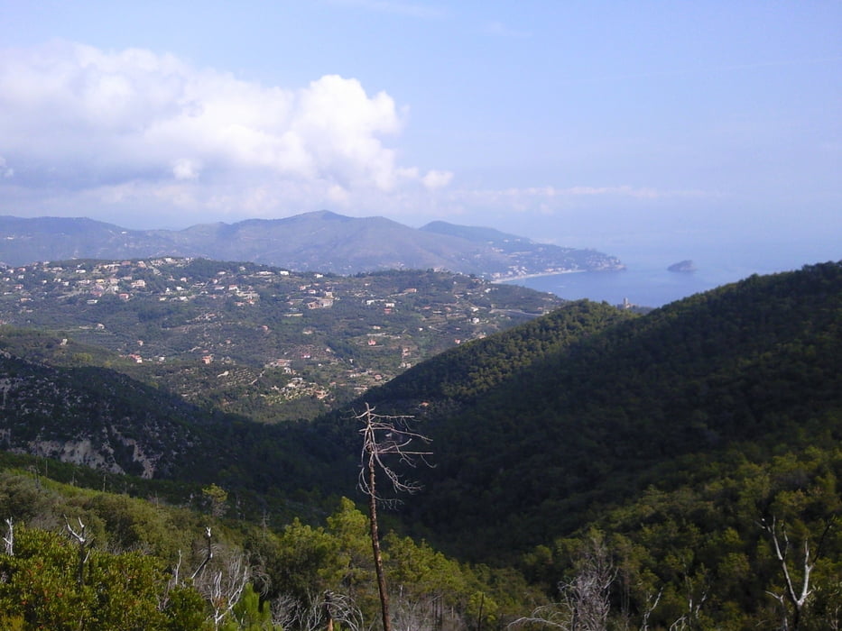 Pietra Ligure - Finale Ligure - Alto piano + Le manie - Finale - Pietra