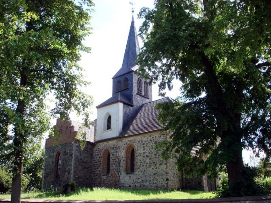 158) Zum Steinernen Tisch in den Rauener Bergen