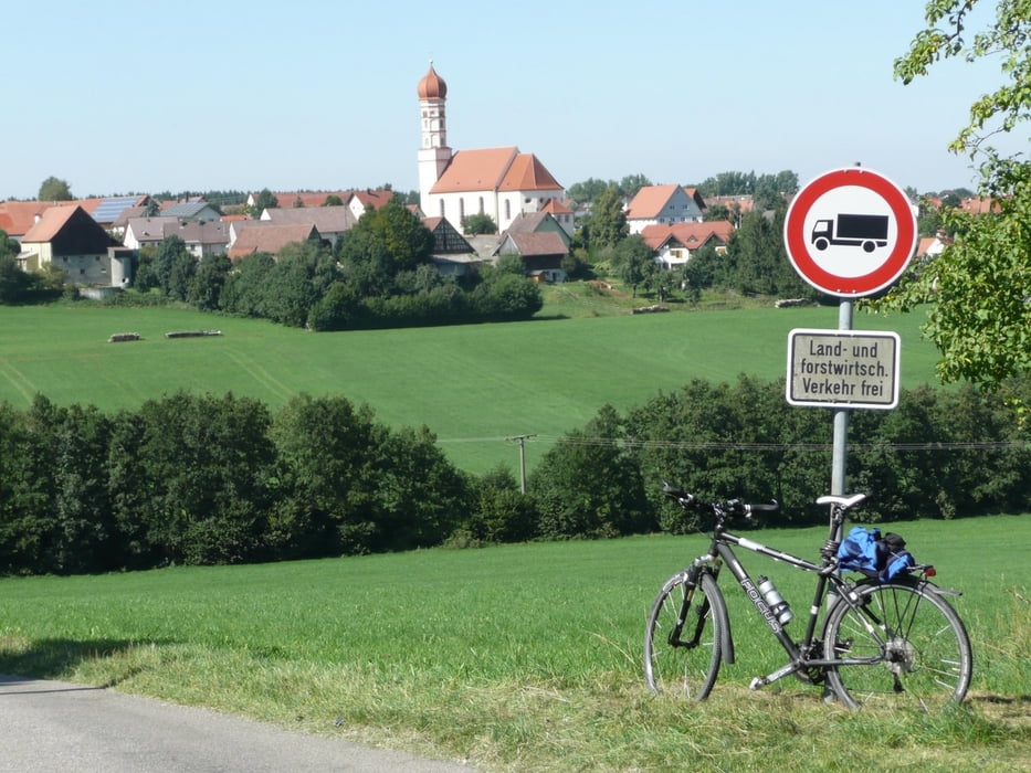 Ziemlich bergig und "barockig" Zwischen Kellmünz und Ochsenhausen Radführer West Augsburger Allgemeine Landkreis Neu-Ulm Illertisser Zeitung Radelnanders Mittelschwäbische Nachrichten