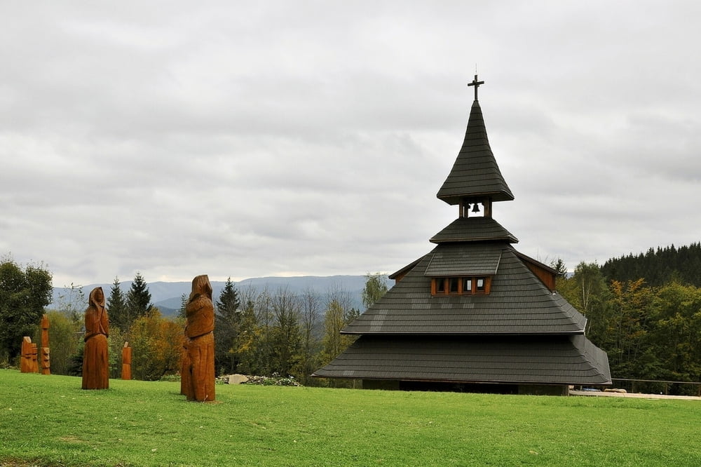 Besky: Leskové -Halenkov -Vsacký Cáb -Soláň -Pálenice