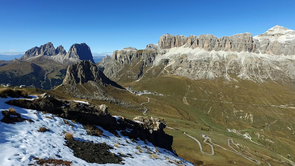 Vom Pordoipass zum Col de Cuch