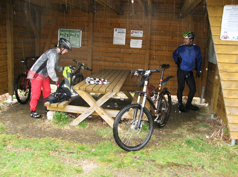 2010.05.02. Podlesí-Zlatý kopec-Tellerhäuser-Fichtelberg-Boží Dar-Mauritius-Sněžná Hůrka-Podlesí